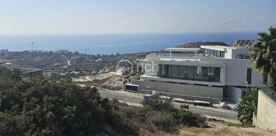 806m² Land in Agios Tychonas, Cyprus No. 66040