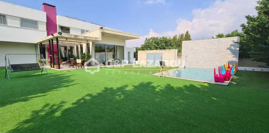 4 bedrooms House in Dali, Cyprus No. 71877