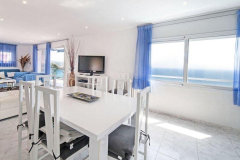 5 dormitorios House en Blanes, Spain No. 25415 3