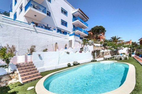 5 dormitorios House en Blanes, Spain No. 25415 1