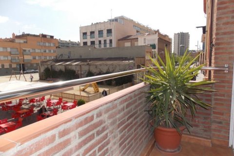 3 dormitorios House en Badalona, Spain No. 25374 7