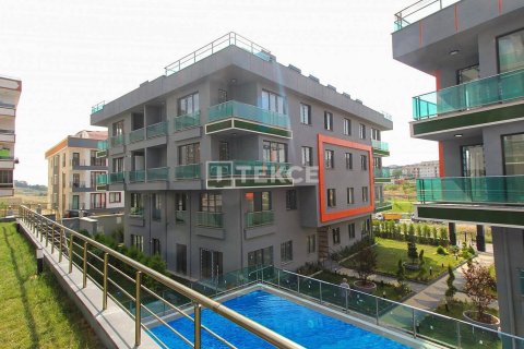 3+1 Apartment in Beylikduezue, Turkey No. 11607 3