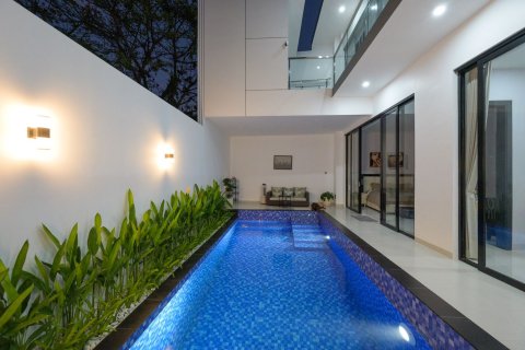 4 bedrooms Villa in Canggu, Indonesia No. 23459 7