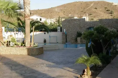 5 dormitorios Villa en Agia Varvara, Cyprus No. 75844 11