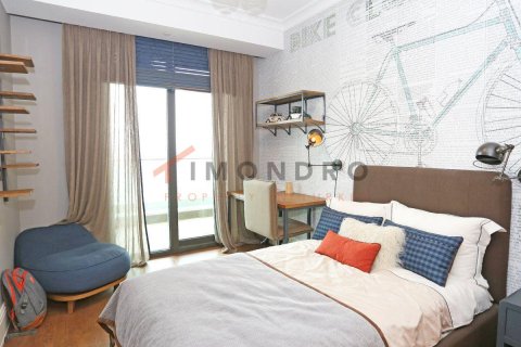 5+1 Apartment en Zeytinburnu, Turkey No. 17965 26