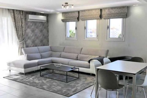 3 bedrooms Apartment in Limassol, Cyprus No. 33942 1