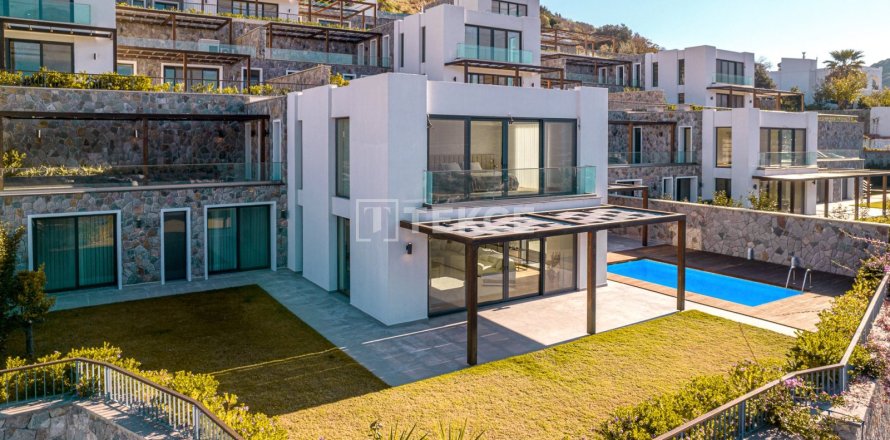 6+1 Villa à Bodrum, Turkey No. 42298