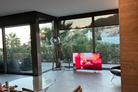 308m² House in Lloret de Mar, Spain No. 27269 4