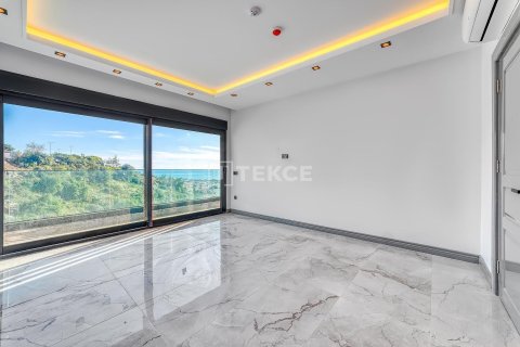 5+1 Villa en Alanya, Turkey No. 16531 19