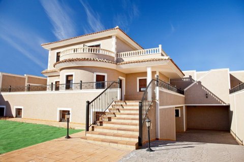 3 dormitorios Villa en Los Balcones, Spain No. 26112 1