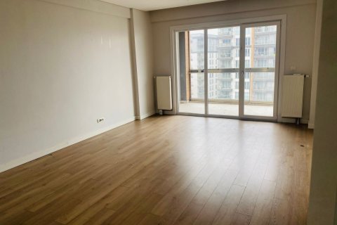 2+1 Apartment in Istanbul, Turkey No. 15613 2