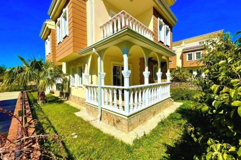 4 rooms Villa in Alanya, Turkey No. 21827 1