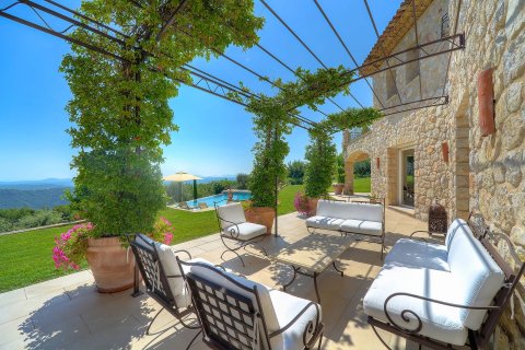 7 bedrooms Villa in Tourrettes-sur-Loup, France No. 67891 3