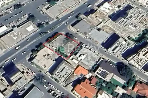 705m² Land in Limassol, Cyprus No. 35998 1