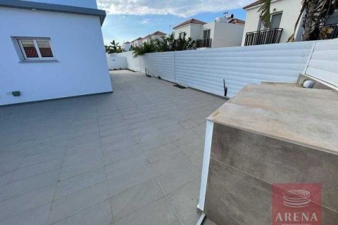 4 bedrooms Villa in Paralimni, Cyprus No. 42769 6