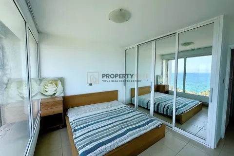 3 bedrooms Penthouse in Limassol, Cyprus No. 45545 9