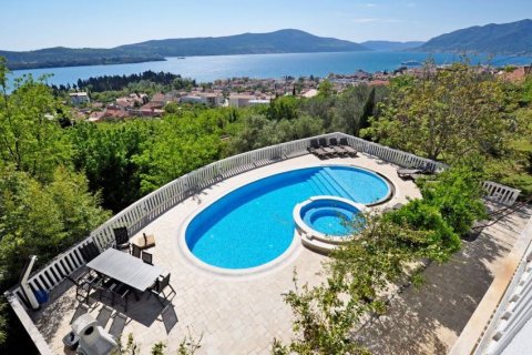 6 bedrooms House in Tivat, Montenegro No. 66873 21