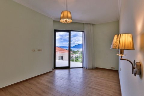 4 dormitorios House en Tivat, Montenegro No. 66872 11