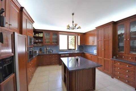 7 bedrooms Villa in Oroklini, Cyprus No. 30146 6