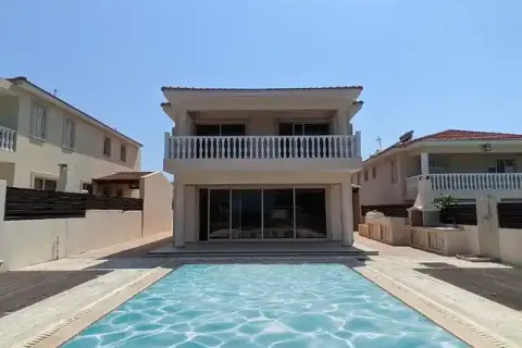 5 bedrooms Villa in Protaras, Cyprus No. 30295 1