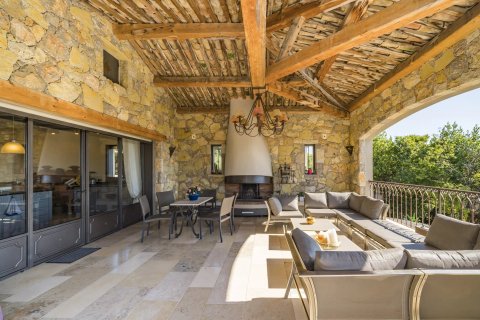 5 bedrooms Villa in Mougins, France No. 69145 4