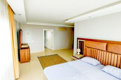 4 rooms Apartment in Kargicak, Turkey No. 21615 4