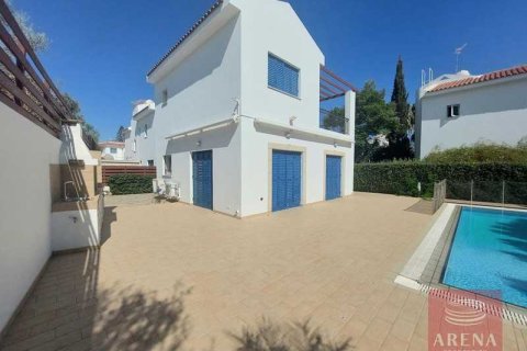 3 bedrooms Villa in Paralimni, Cyprus No. 44675 5