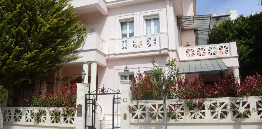 9 dormitorios House en Loutraki, Greece No. 59041