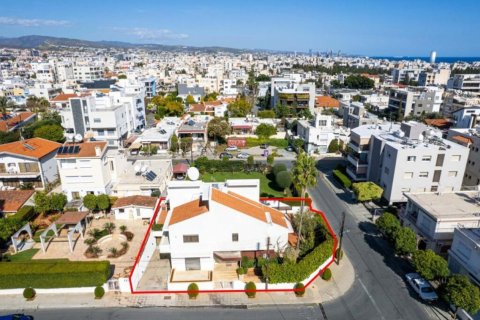 370m² Villa in Nicosia, Cyprus No. 47480 6