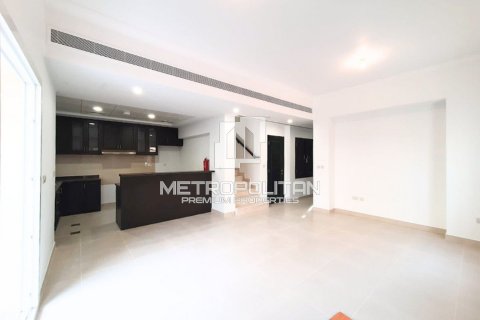 3 bedrooms Townhouse in Bella Casa, UAE No. 8239 19