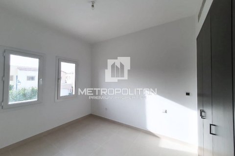 3 bedrooms Townhouse in Bella Casa, UAE No. 8239 3