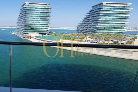 3 dormitorios Apartment en Al Raha Beach, UAE No. 10517 1