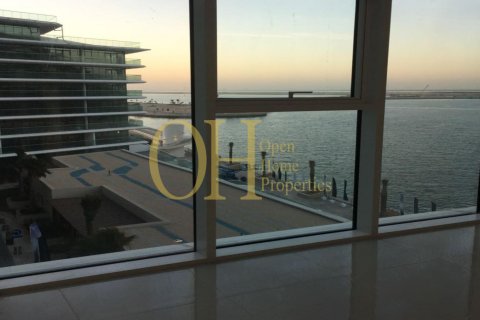 3 bedrooms Apartment in Al Raha Beach, UAE No. 10517 5