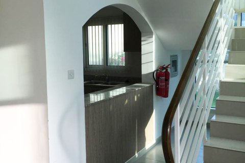 2 bedrooms Townhouse in Al Ghadeer, UAE No. 7380 7