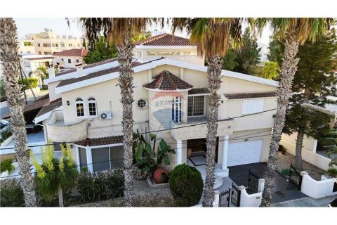 4 dormitorios House en Larnaca, Cyprus No. 62903 2