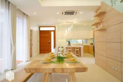 4 bedrooms House in Chiang Mai, Thailand No. 2267 3