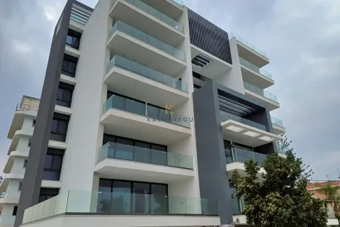 2 dormitorios Apartment en Larnaca, Cyprus No. 32689 2