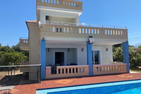 3 bedrooms Villa in Vamos, Greece No. 55400 1