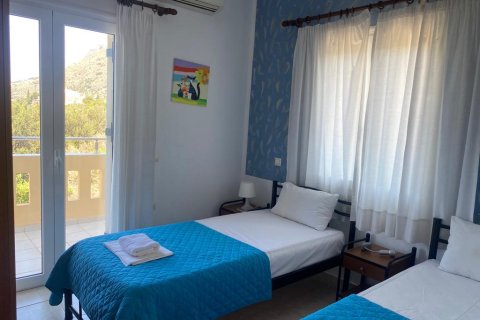 3 bedrooms Villa in Vamos, Greece No. 55400 8