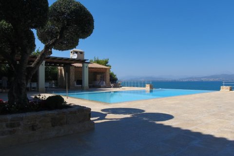 5 bedrooms Villa in Euboea, Greece No. 57212 7