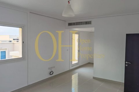 5 dormitorios Townhouse en Al Reef, UAE No. 8832 9