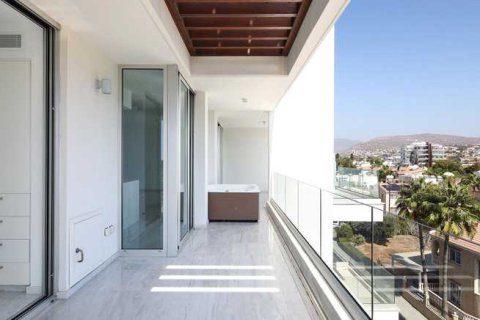 3 bedrooms Apartment in Limassol, Cyprus No. 71942 5