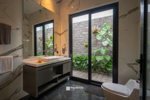 4 bedrooms House in Ubud, Indonesia No. 23498 3