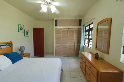 3 bedrooms Villa in Cedar Grove, Antigua and Barbuda No. 61383 16