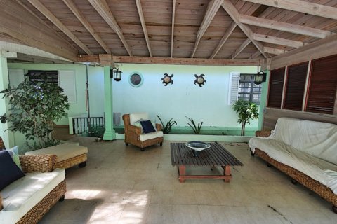 3 bedrooms Villa in Cedar Grove, Antigua and Barbuda No. 61383 20