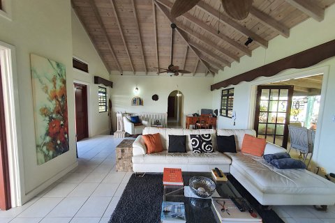 3 bedrooms Villa in Cedar Grove, Antigua and Barbuda No. 61383 4