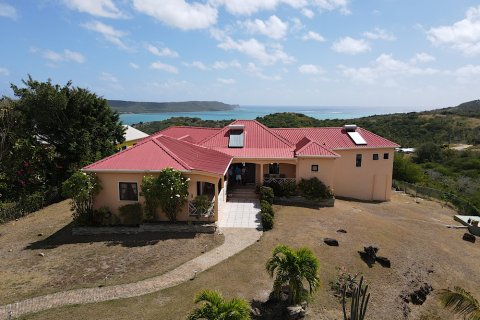 3 dormitorios Villa en Piccadilly, Antigua and Barbuda No. 61388 1