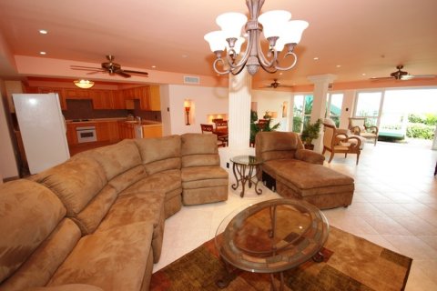 3 bedrooms Villa in Jolly Harbour, Antigua and Barbuda No. 61384 5