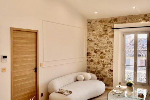 2 dormitorios Apartment en Antibes, France No. 67979 5