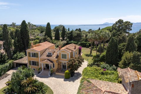 10 bedrooms Villa in Antibes, France No. 67969 24